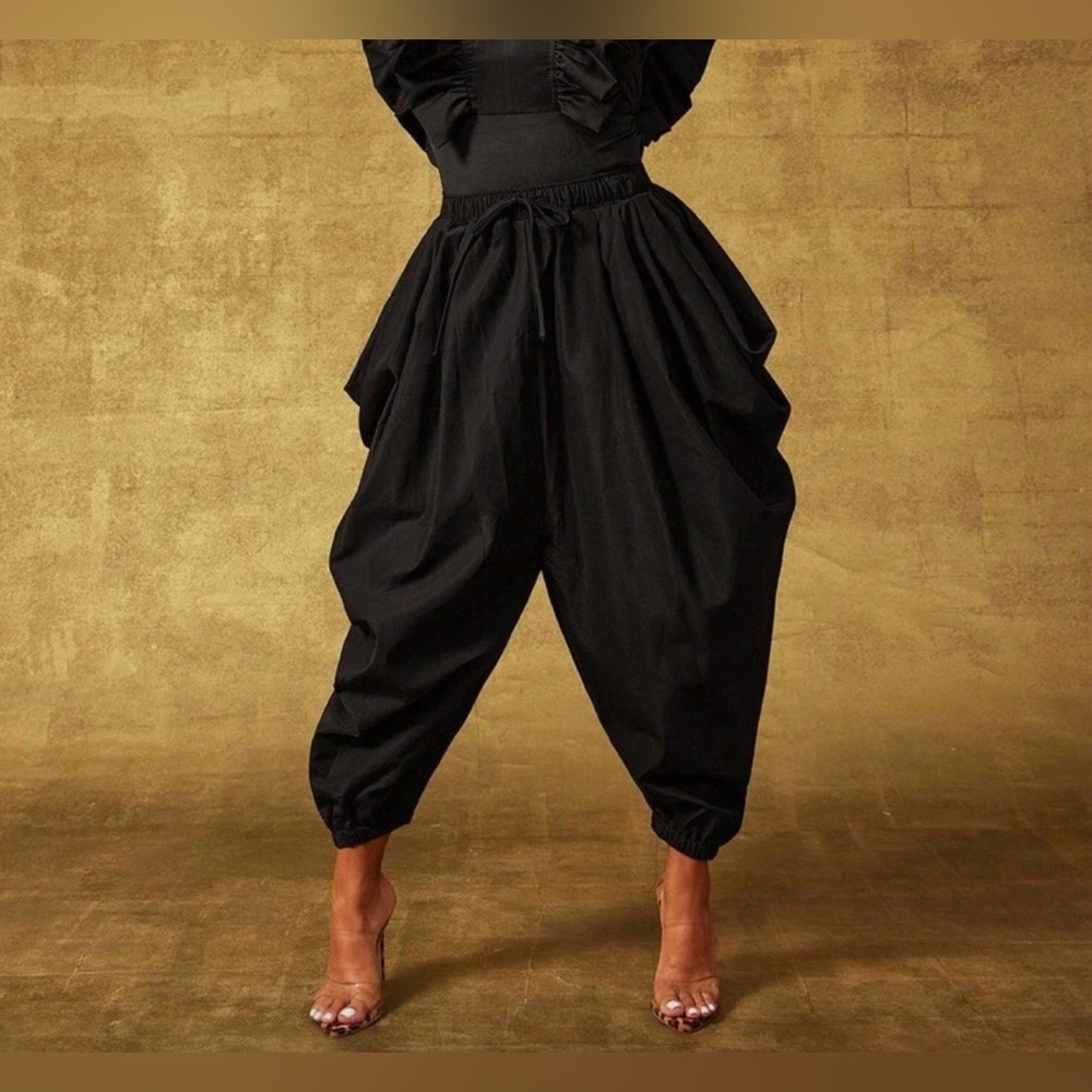 Pleated dramatic Black oversized Women's Harem Pants
